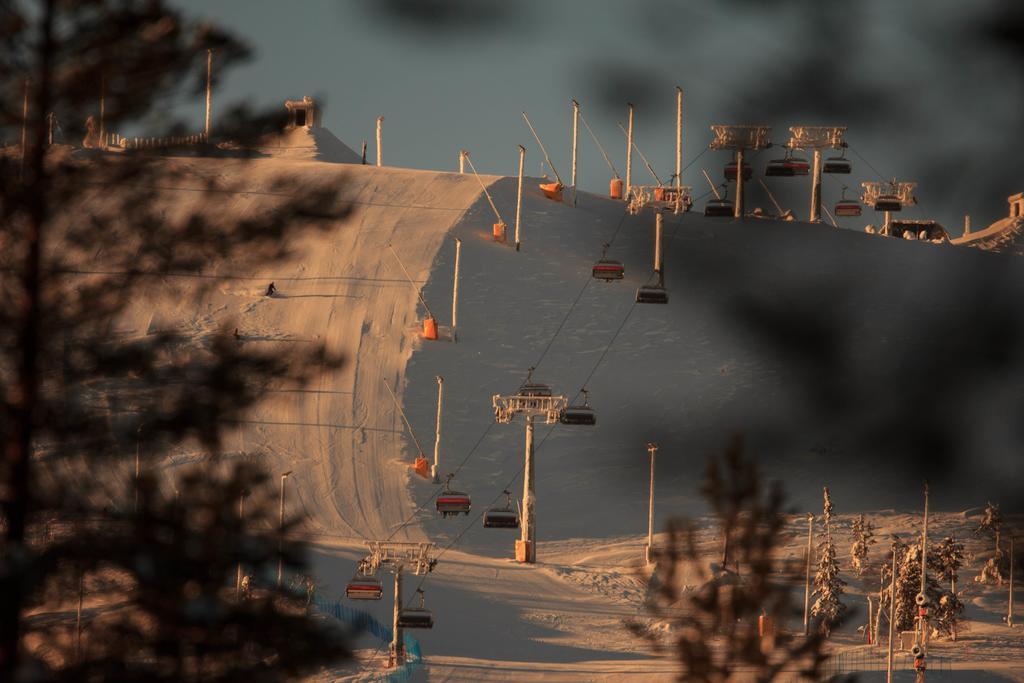 Pyhaen Kortepuolukka Pyhätunturi Exterior foto